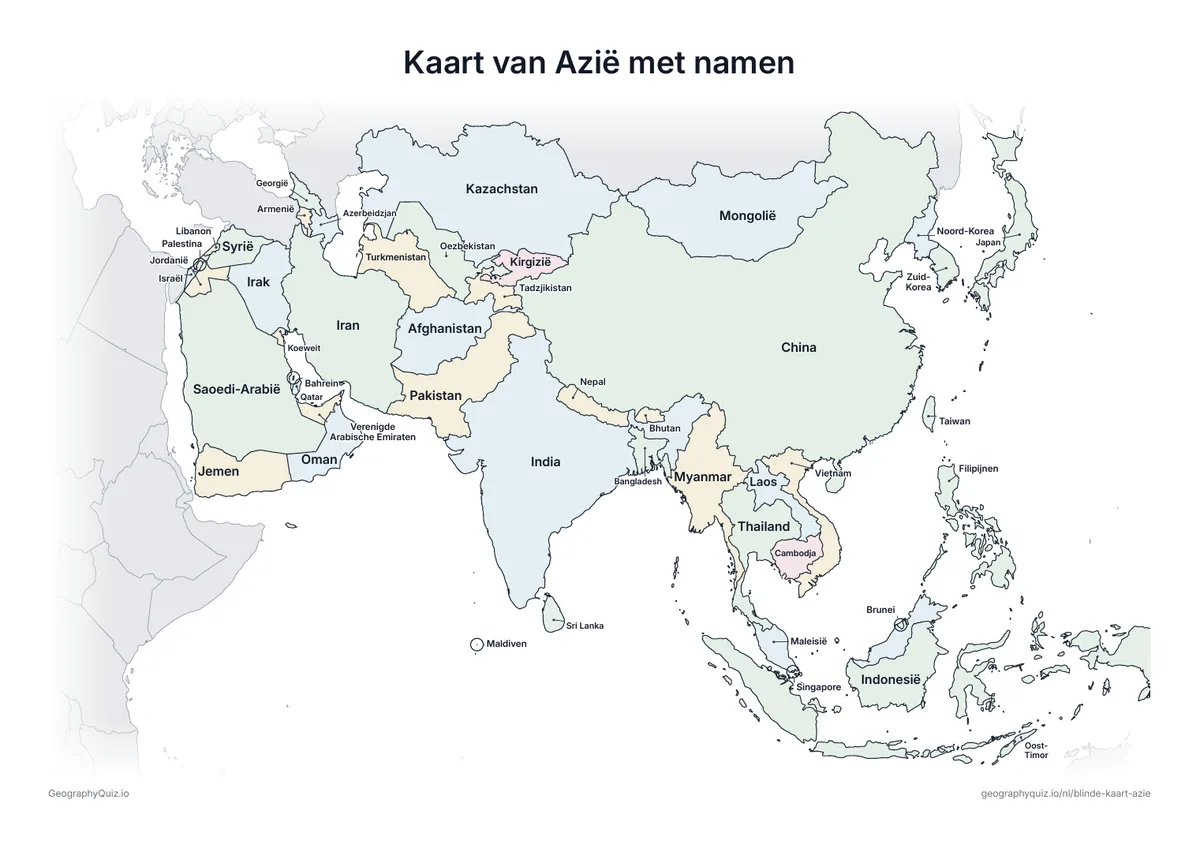 Voorbeeld van het werkblad “Kaart van Azië met namen”: Dezelfde kaart met de namen van alle 47 landen: om uit te leggen, te herhalen of de werkbladen van je leerlingen na te kijken